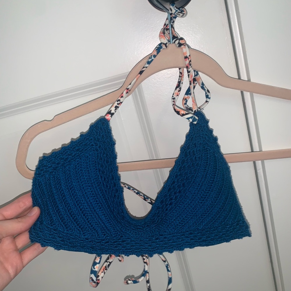 bikini top